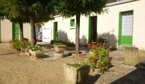 Holiday Home (4 Adults)