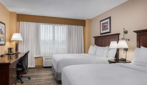 Queen Room with Two Queen Beds - Non-Smoking