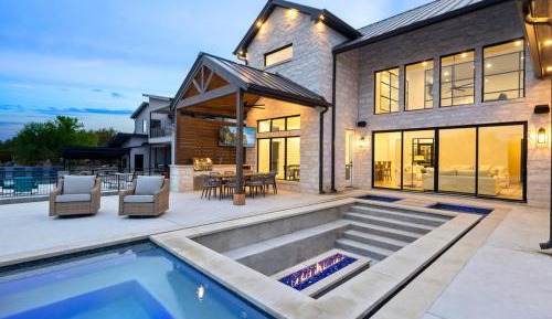 Six-Bedroom House
