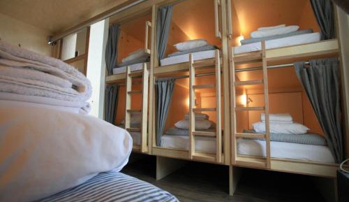 Privacy Pod in a 10-Bed Mixed Dorm