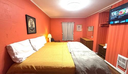Standard King Room