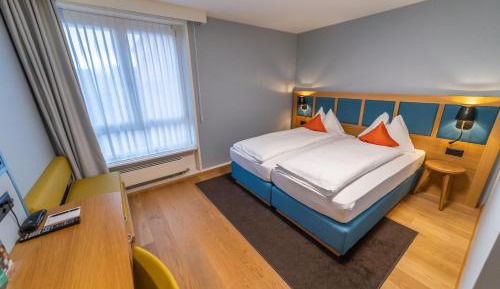 Comfort Room (Single or Double Room)