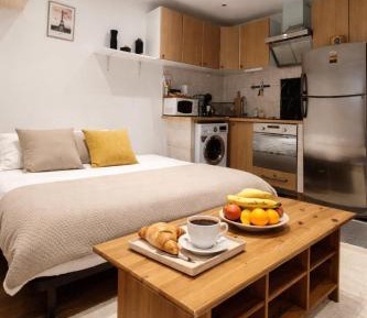 One-Bedroom Apartment