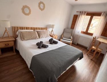Suite with Mountain View