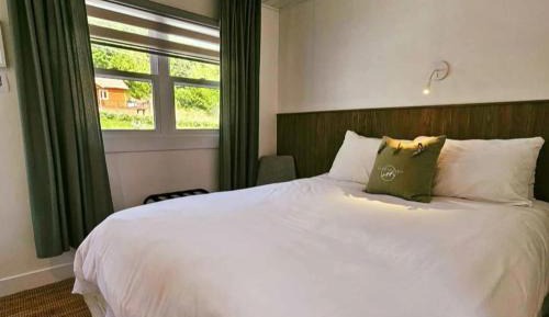 Deluxe Family Suite