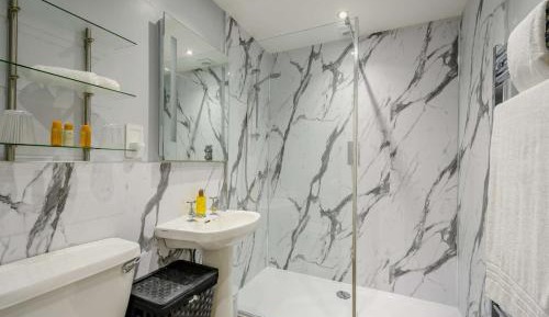 One-Bedroom Bungalow