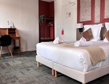 Triple Room (2 Adults + 1 Child)