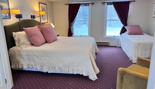 Triple Room with Pool View
