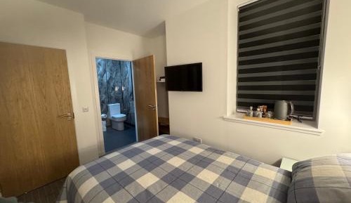 Double Room with Private Bathroom