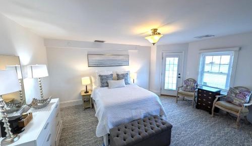 Queen Room with Balcony