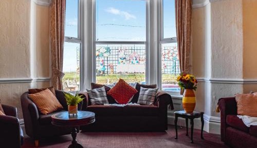 Eleven-Bedroom Holiday home