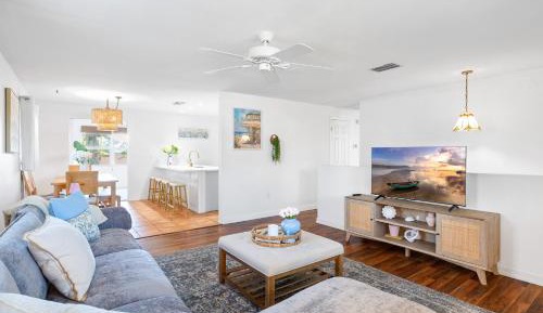 Three-Bedroom Vacation Home 