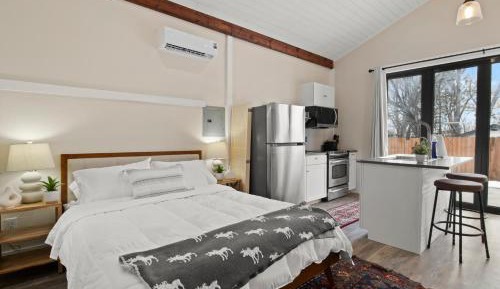 One-Bedroom House