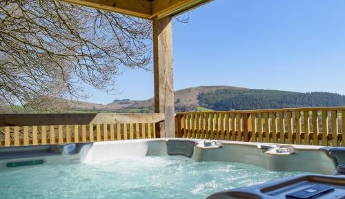 Three-Bedroom Vacation Home 