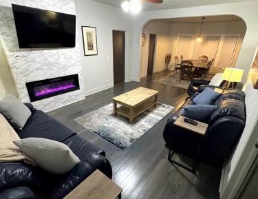 Three-Bedroom Superior Apartment