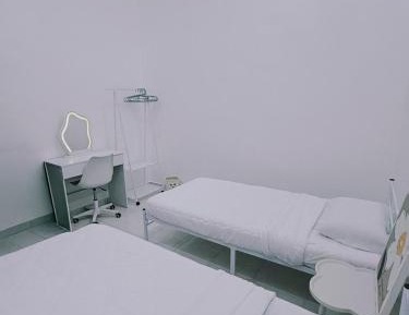 Standard Twin Room with Shared Bathroom