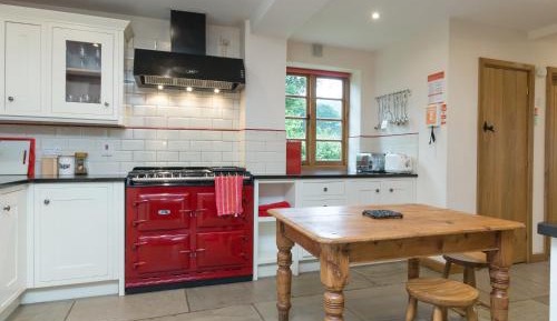 Five-Bedroom Holiday Home