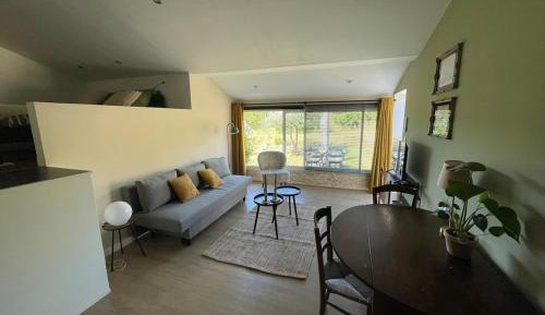 Studio - Split Level
