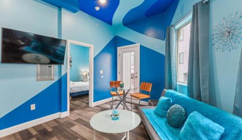 One-Bedroom Apartment with Balcony