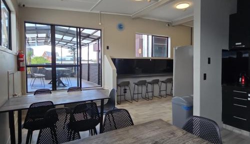 Single Bed in Mixed Dormitory Room