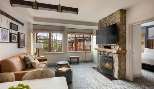 One-Bedroom Villa with Fireplace