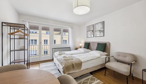 Studio Apartment