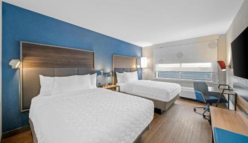 Queen Room with Two Queen Beds and Walk-In Shower