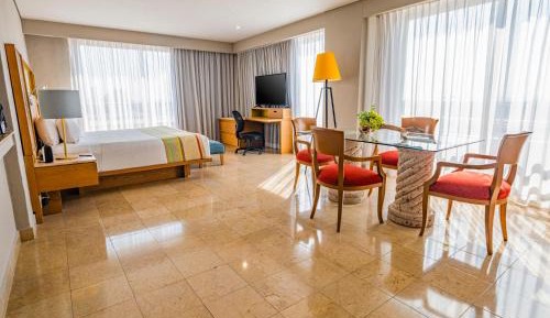 Junior Suite King Room