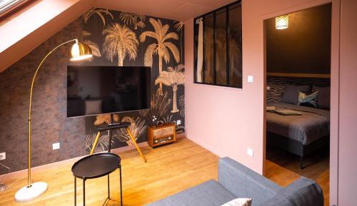 Two-Bedroom Deluxe Apartment
