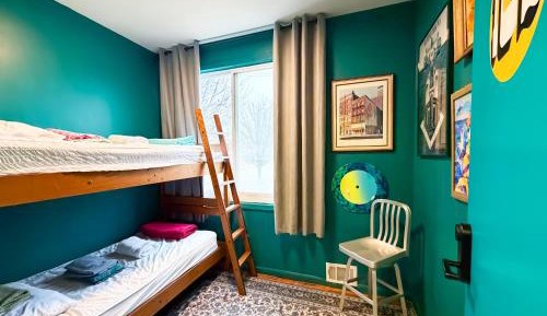 Mixed Dormitory Room