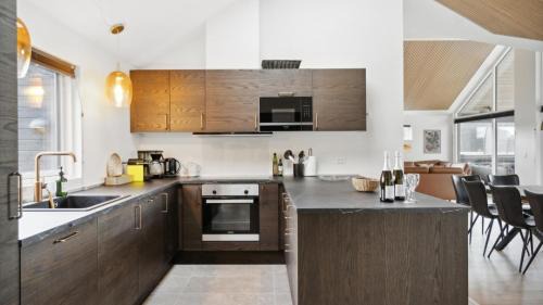 Five-Bedroom Holiday Home
