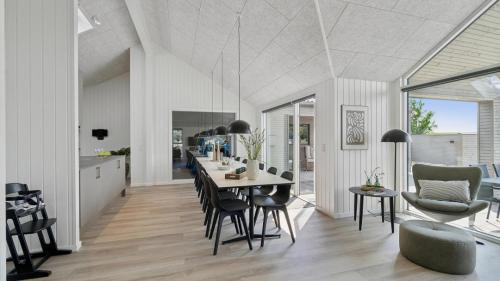 Six-Bedroom Holiday Home
