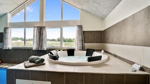 Six-Bedroom Holiday Home