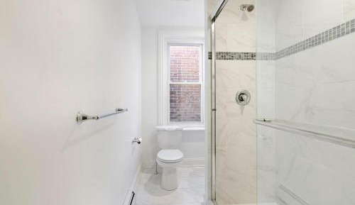 Basic Triple Room with Shared Bathroom