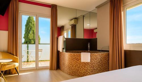 King Suite with Balcony
