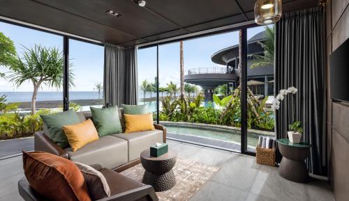 Double or Twin Room with Sea View