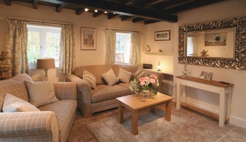 Three-Bedroom Vacation Home 