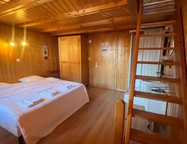 Comfort Triple Room with Shower