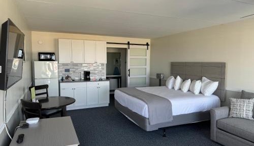 King Suite Oceanfront