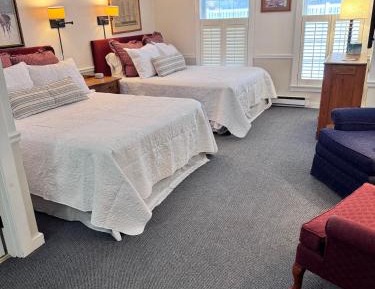 Queen Room with Two Queen Beds - Disability Access
