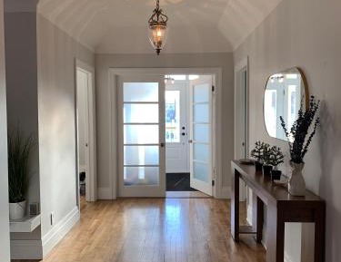 Three-Bedroom Deluxe Apartment