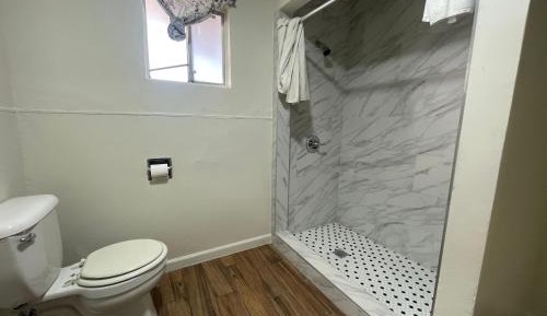 2 Queen Beds with Kitchenette Non-Smoking