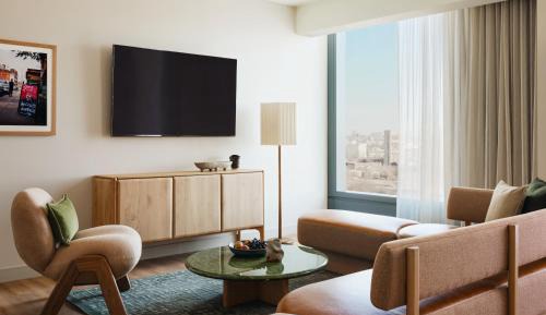Atlas Suite