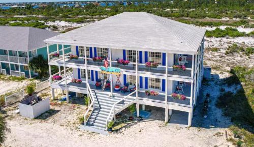 Seven-Bedroom House