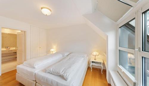 Economy Double Room with Queensize Bed