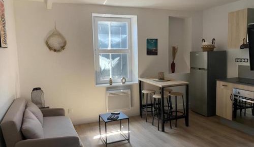 One-Bedroom Apartment with Garden View