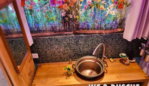 Single Room with Shared Shower and Toilet