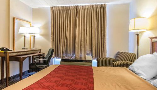 Queen Room with Sofa Bed - Ground Floor/Non-Smoking