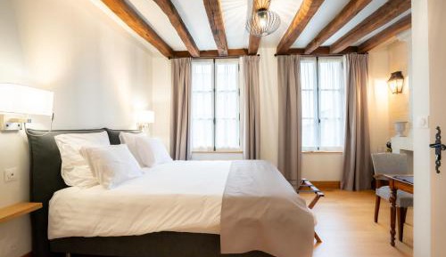 Deluxe Double Room with Two Double Beds