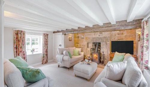 Five-Bedroom Holiday Home